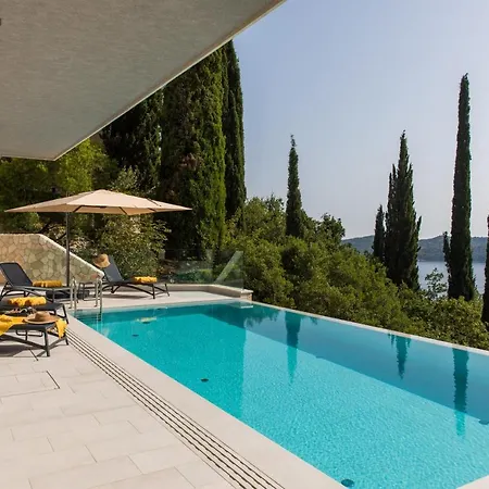 Luxury Villa Helios Dubrovnik 5* فيلة *